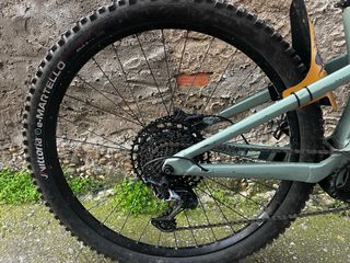 Focus Thron 2(vendo o cambio por moto de circuito)