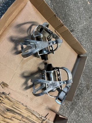 Pedales de bicicleta clásicos