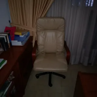 Mesa de oficina de madera