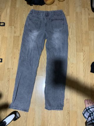 Vaqueros baggy grises