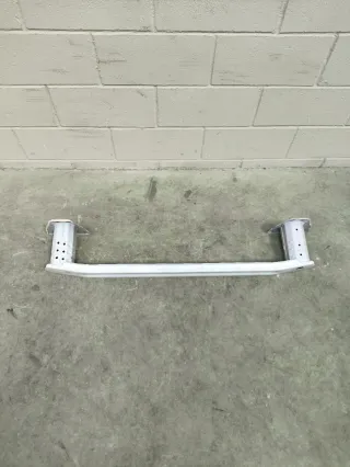 Refuerzo paragolpes trasero Toyota C-HR de 2022.