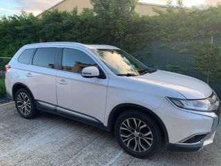 Mitsubishi Outlander 2016
