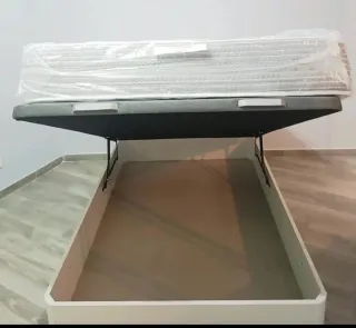 Canapé canapé canapé canapé