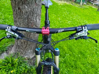 Bicicleta Cube Ltd. Edition