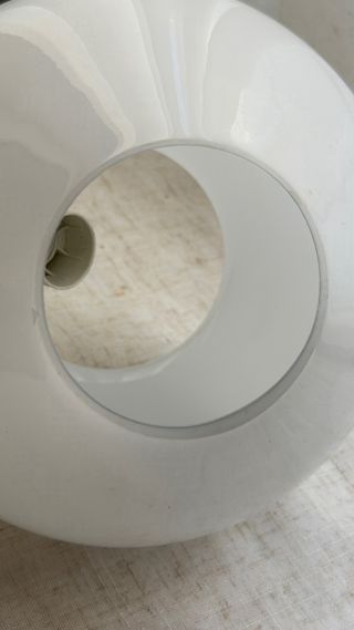 Lámpara opalina blanca firma HABITAT años 80