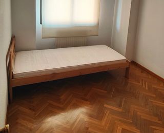 Muebles gratis salon y 2 camas 90cm madera