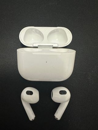 AirPods 3 Gen con Estuche MagSafe QR9HTW