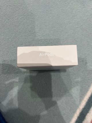 Caja AirPods con MagSafe Charging Case