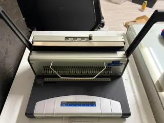 Máquina Encuadernadora S303