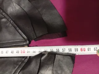 Chaqueta polipiel negra con encaje Talla S