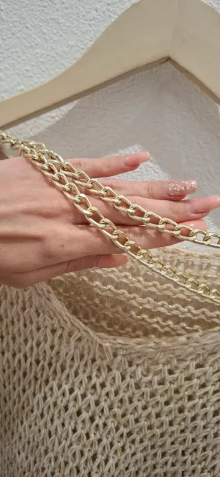 Jersey beige con cadena en espalda