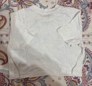 Camiseta Treat People With Kindness