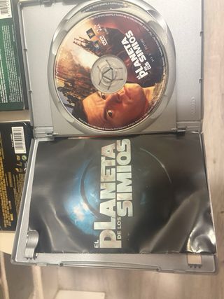 DVDs: Spider-Man 3, Piratas del Caribe, Planeta Si