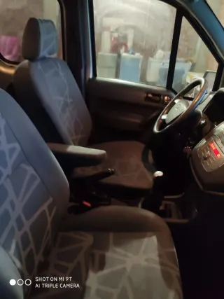 Ford Tourneo Connect 2012