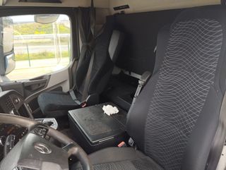 Mercedes ANTOS 25 40-CAMIONES LONAS / TAUTLINER