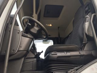 Mercedes ANTOS 25 40-CAMIONES LONAS / TAUTLINER