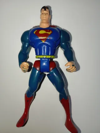 Muñecos Superman y Power Ranger