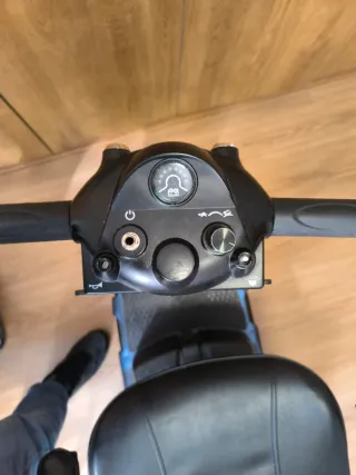 Silla eléctrica movilidad reducida plegable