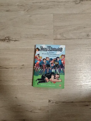 Los Futbolísimos 1: El misterio de los árbitros...