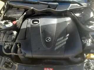 Mercedes-Benz Clase C 2004