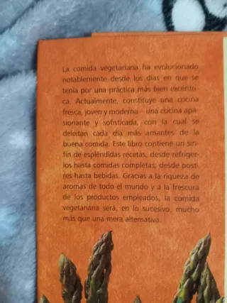 El Libro Esencial de La Cocina Vegetariana (Spa...