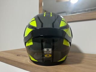 Casco Modular Moto Negro y Amarillo