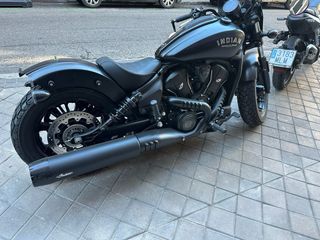 Indian Scout Bobber 2024 Negra