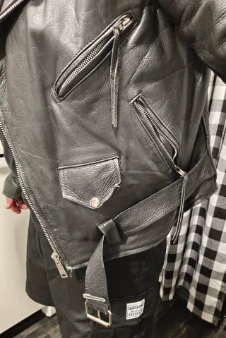 Cazadora cuero motero forro guateado