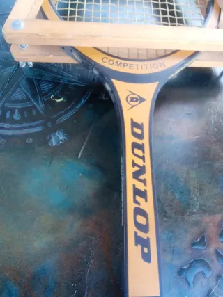 Raqueta Dunlop Competition + Marco