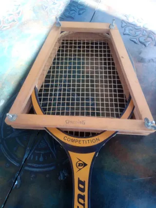 Raqueta Dunlop Competition + Marco