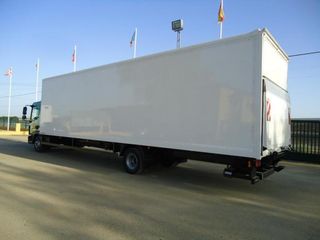 MAN TGL 12.250-CAMIONES FURGONES