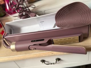 Plancha y Secador Remington Airvive