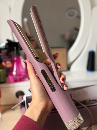 Plancha y Secador Remington Airvive