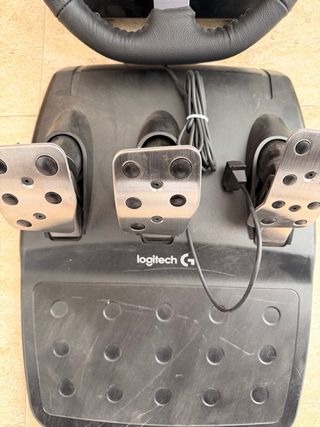 Volante Logitech PS4/PS5