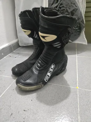 Traje de moto SHUA cuero negro y amarillo