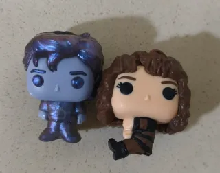 Funko Pop Steve y Nancy Stranger Things Kinder Joy