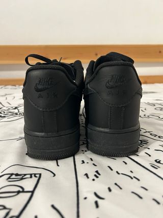 Nike Air Force 1 Talla 42.5 Negras