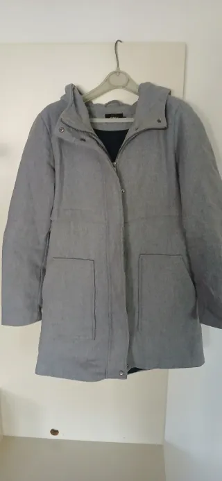 Giubbotto donna grigio con cappuccio