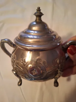 Azucarero antiguo de alpaca plateada