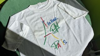 Camiseta bordada - París Torre Eiffel