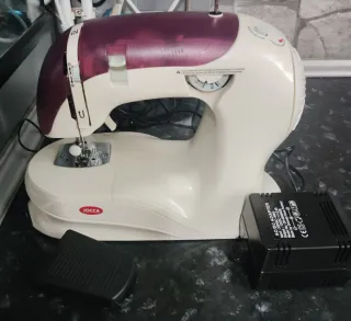 Máquina de coser JOCCA con adaptador
