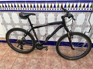 Bicicleta Specialized Hardrock Negra