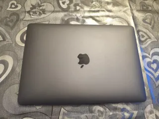 MacBook Pro  touchbar 14 2016 I7 16gb