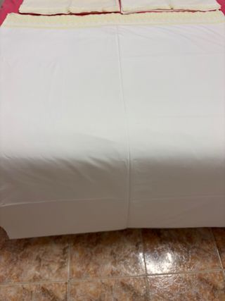 Lençol de cima algodão com faixa bordada