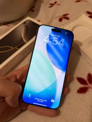 Iphone 16 pro max 100%