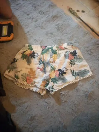 Shorts niña 8-10 años estampado tropical