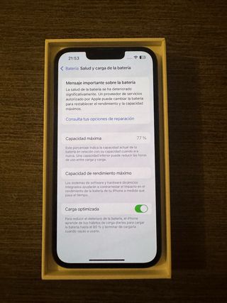 iPhone 13 Verde Bosque 77% Batería