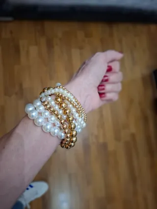 Pulsera Zara perlas y doradas