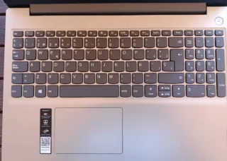 Ordenador portátil Lenovo Ideapad 3 plata 256GB+8G