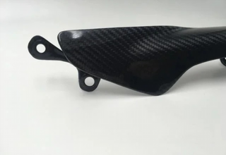 PROTECTOR CADENA CARBONO DUCATI MONSTER 1200